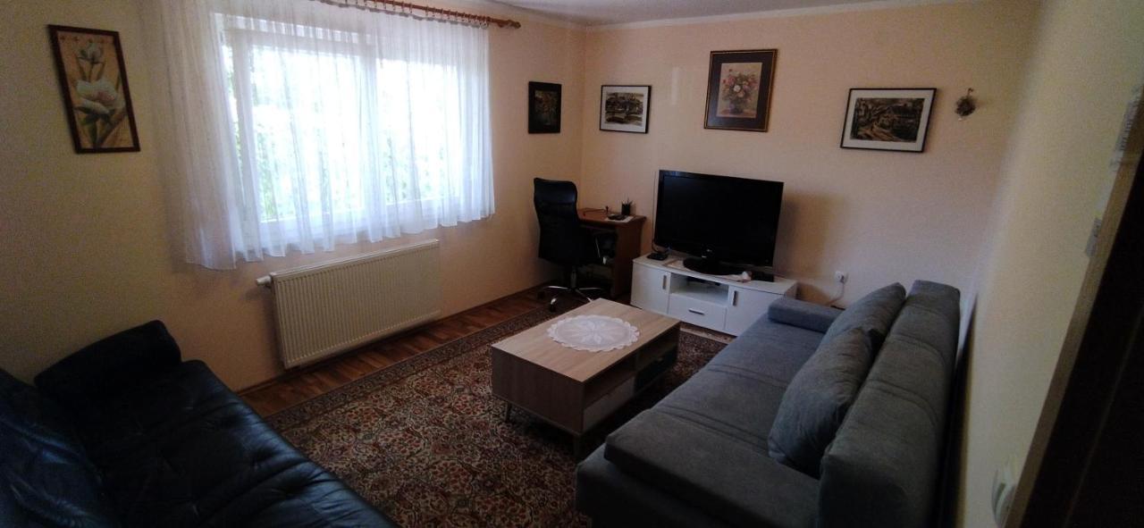 Apartmani Horvat - วาราซดินสเค โทพลิเซ ภายนอก รูปภาพ